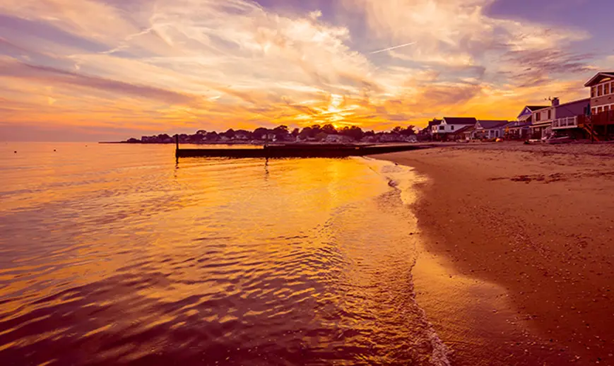 Best places to live in Long Island for young adults and singles