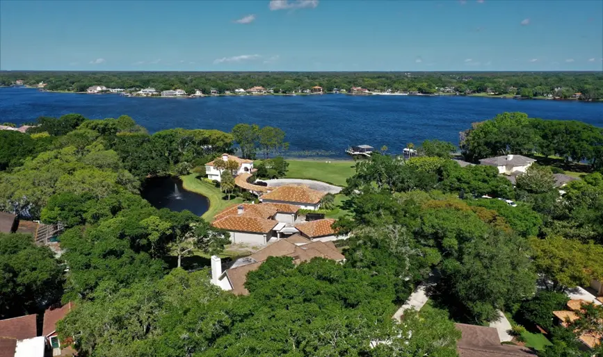 Best places to live in Florida for young adults and singles