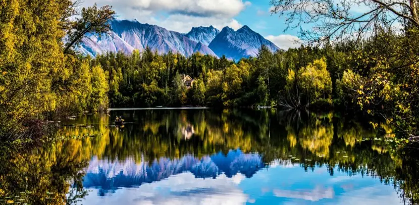 Best places to live in Alaska for young adults and singles