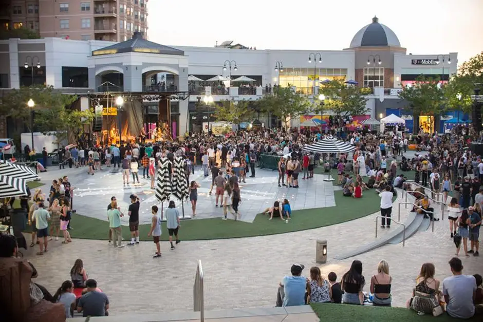 Bustling Shopping Scene