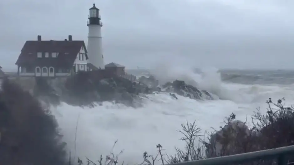 Disruptive Hurricanes in Maine’s Coasts