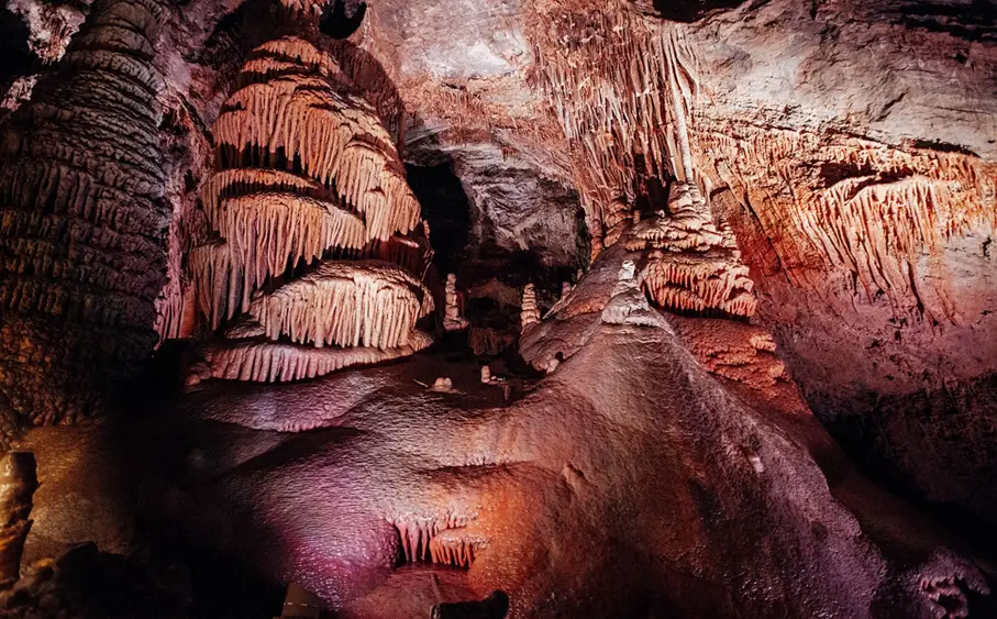 Lewis & Clark Cavern State Park
