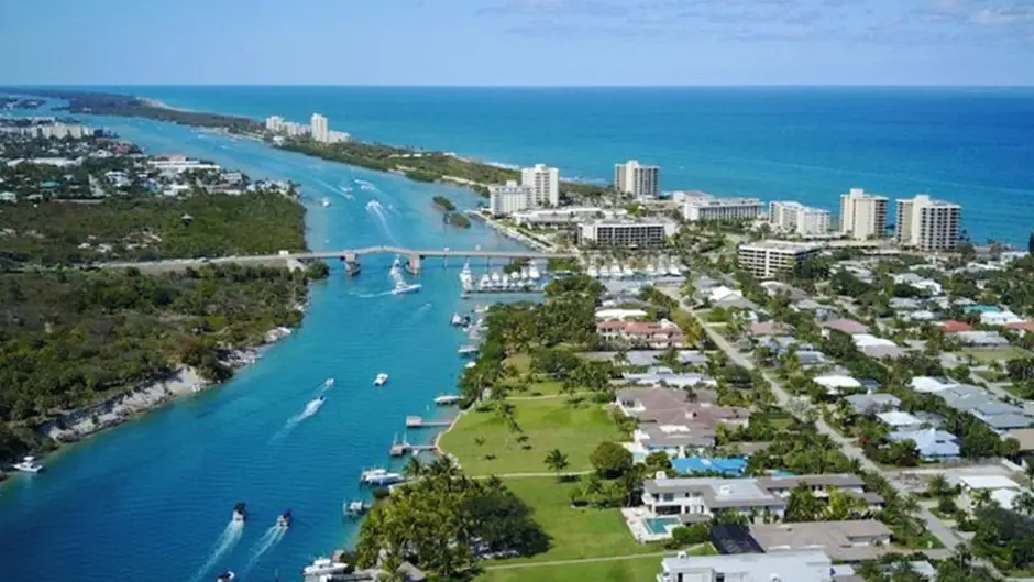 2. Jupiter, Palm Beach