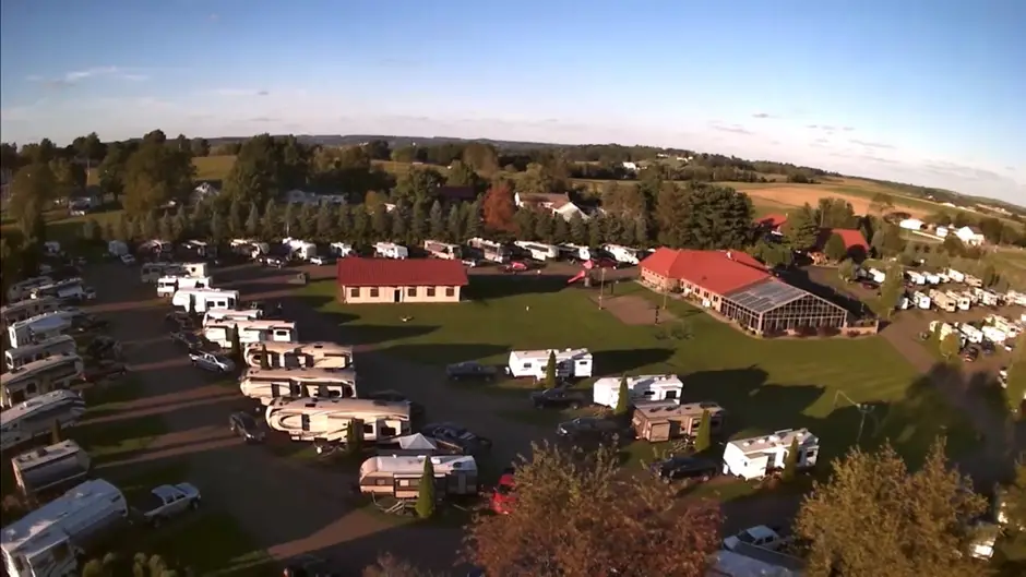 Evergreen Park RV Resort: Located in Dundee