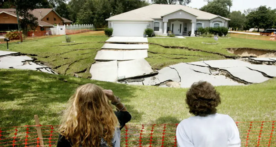 (i) Sinkhole Problems