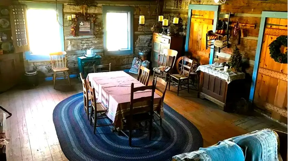 5. Heritage Farm Alpaca Experience