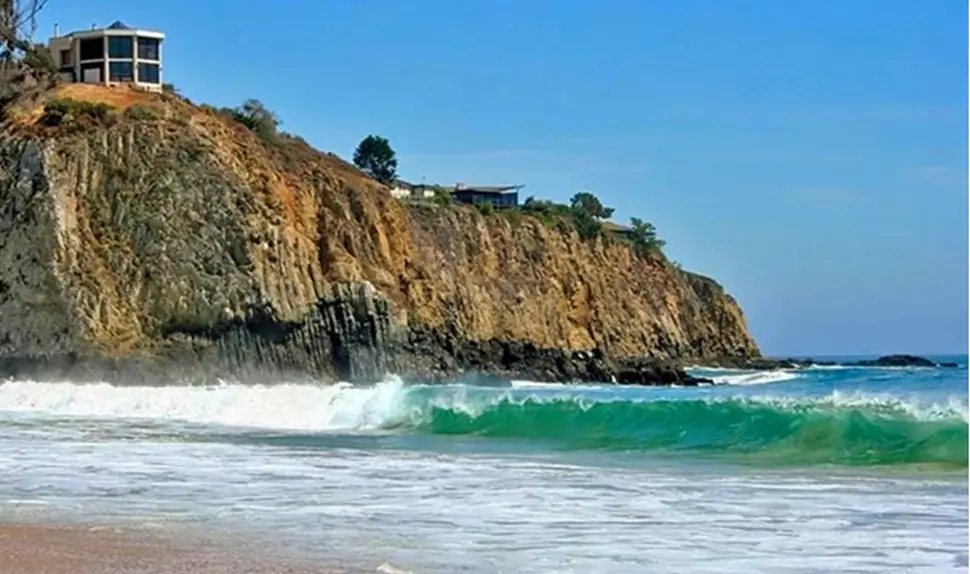 6. Crystal Cove Waterfall Trail