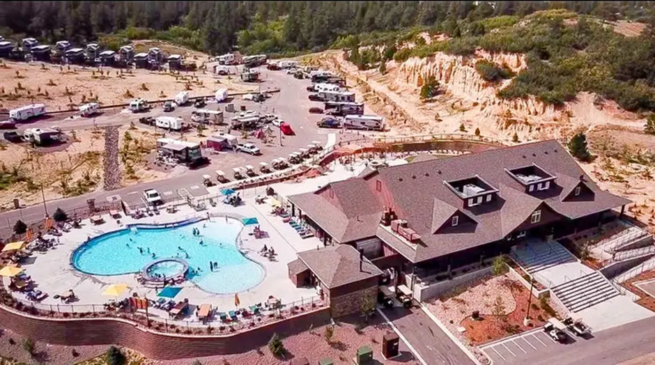 3. Yogi Bear's Jellystone Park Camp-Resort - Larkspur