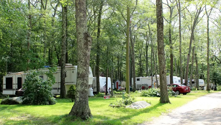8. Oak Embers Campground, Glocester