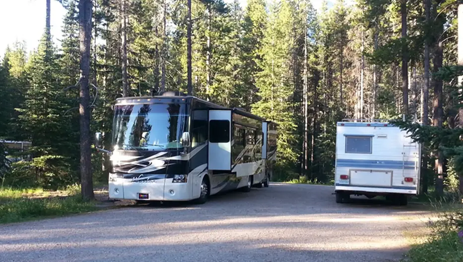 2. Lake Louise Campground