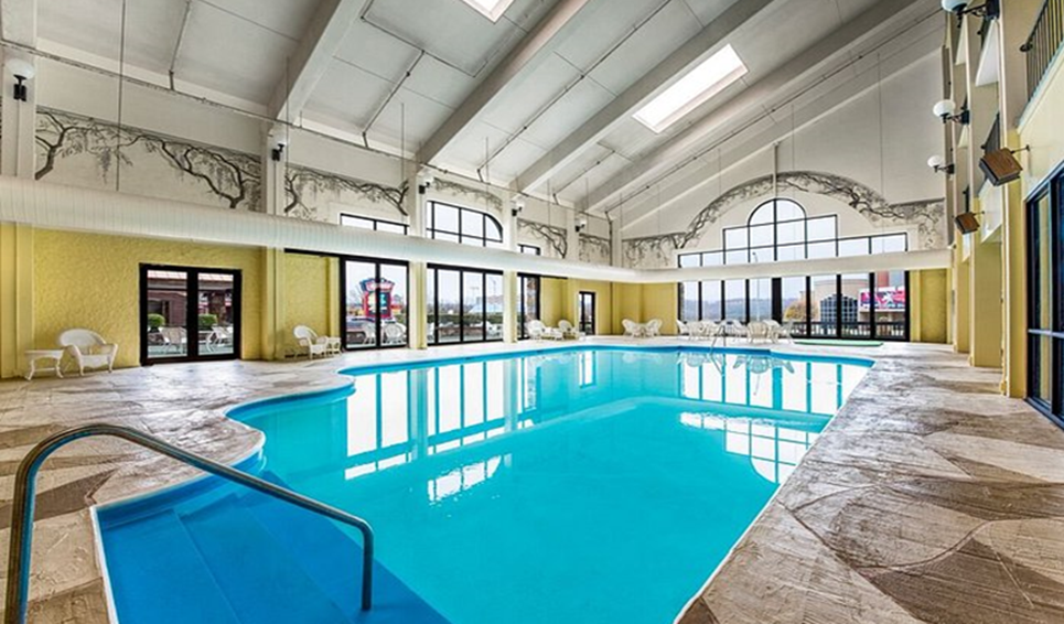 4. Lodge of the Ozarks