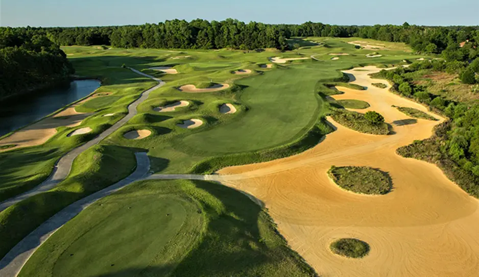 3. World-Class Golf Courses